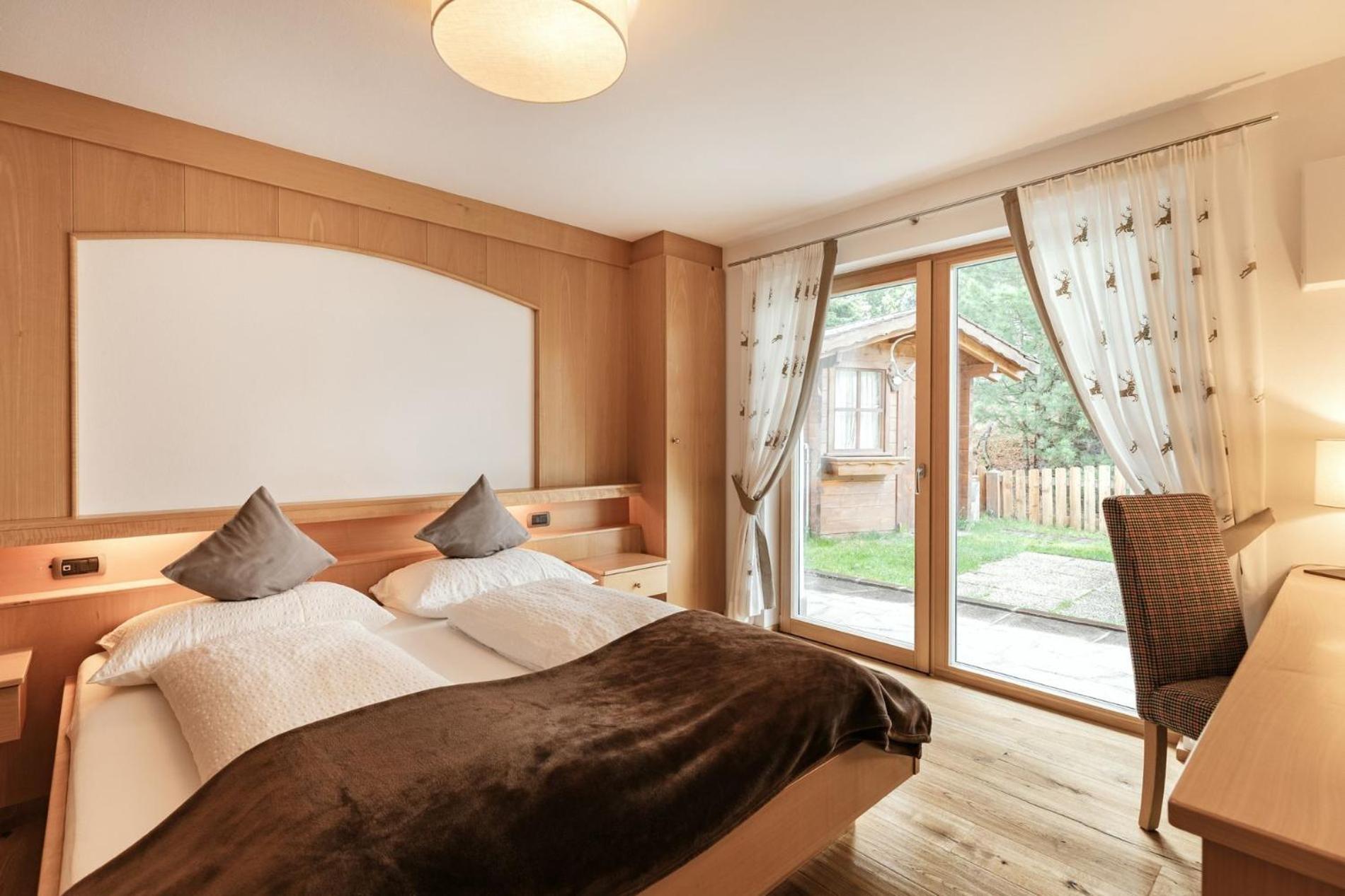 Apartments Burvel Selva di Val Gardena Rom bilde